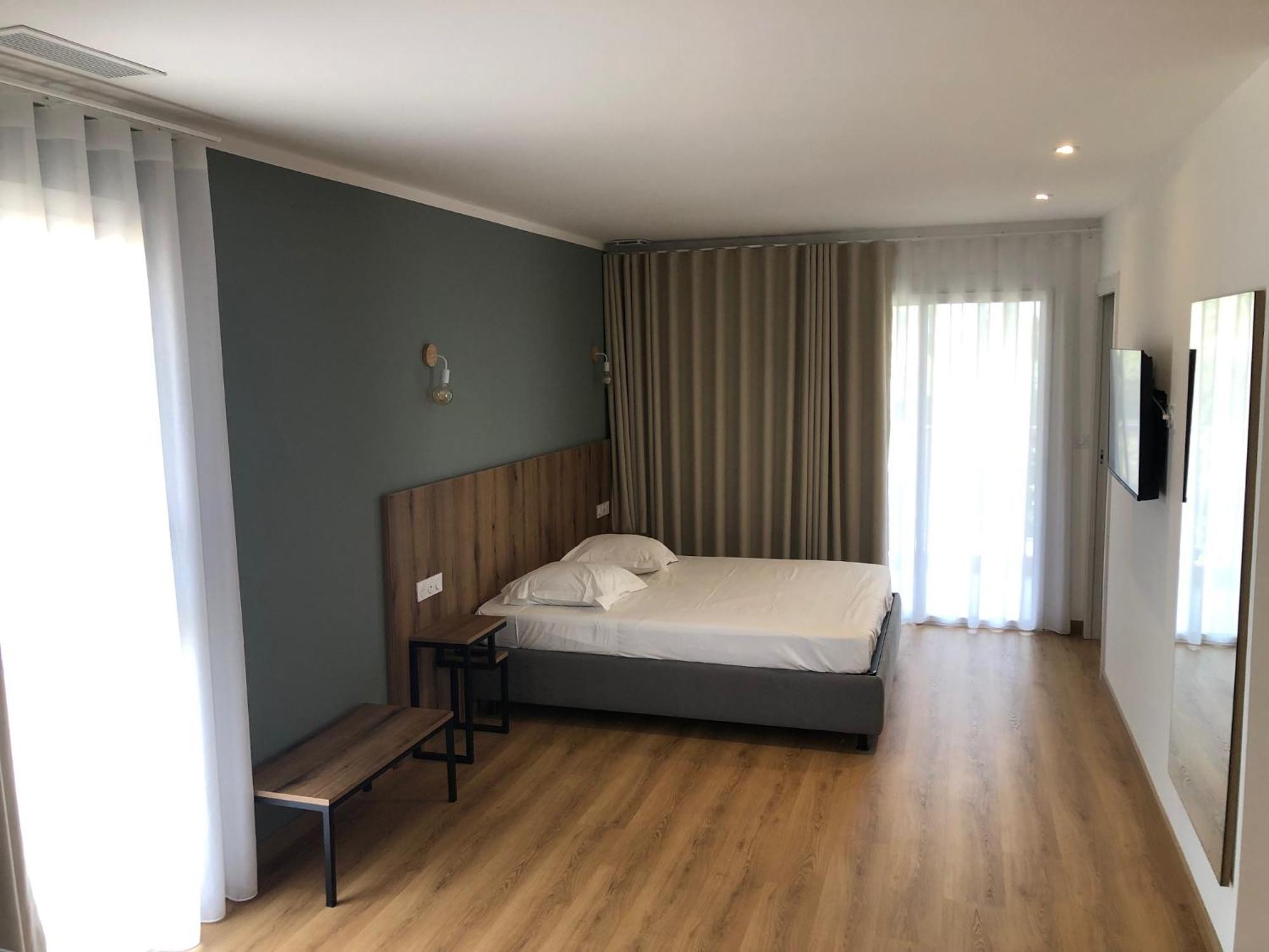 Auberge Les Oliviers Lucciana  Exterior photo