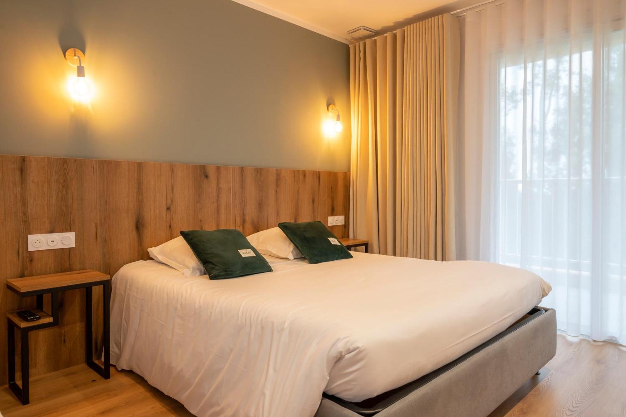 Auberge Les Oliviers Lucciana  Exterior photo